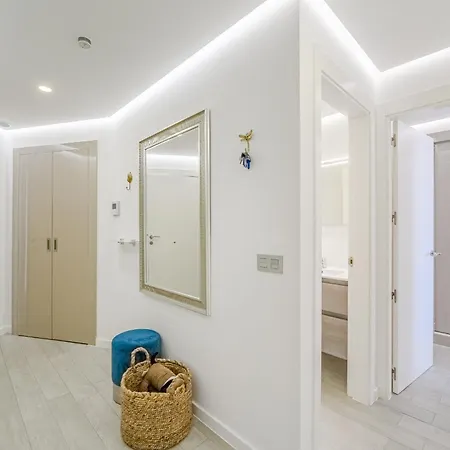 Blue Gold Escape - Ocean View, Airco, Heated Pool Appartement *