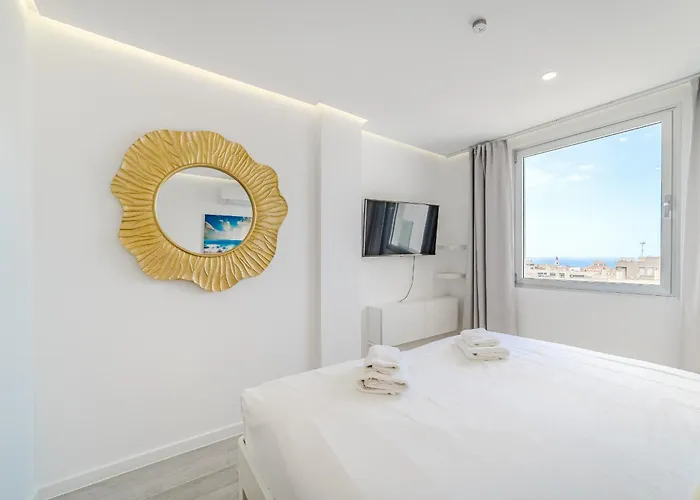 Blue Gold Escape - Ocean View, Airco, Heated Pool Appartement *