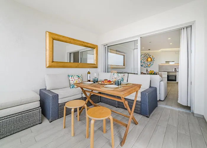 Blue Gold Escape - Ocean View, Airco, Heated Pool 阿德耶