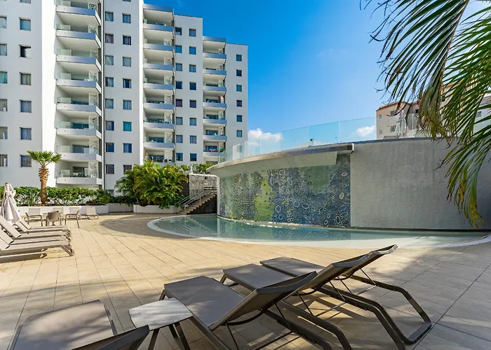 Blue Gold Escape - Ocean View, Airco, Heated Pool Apartmán *